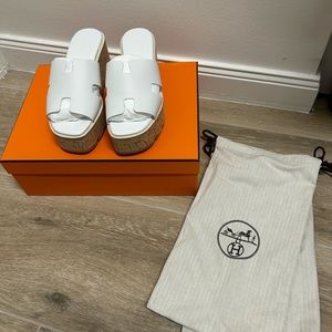 Hermes Eze sandals in white, size 37